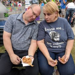 These were a sad disapointment.  Not only were they not rings, they weren't terribly good.  This could be because the delivery gal (yours truly) got side tracked by the parade and they may have been a bit cold....